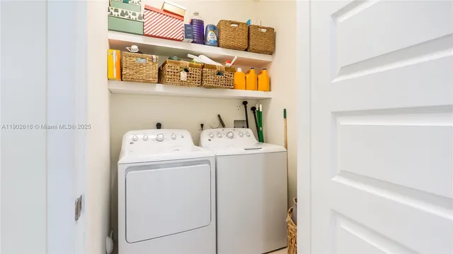 $1,090,000 | 4741 Northwest 85th Avenue, Doral, FL 33166