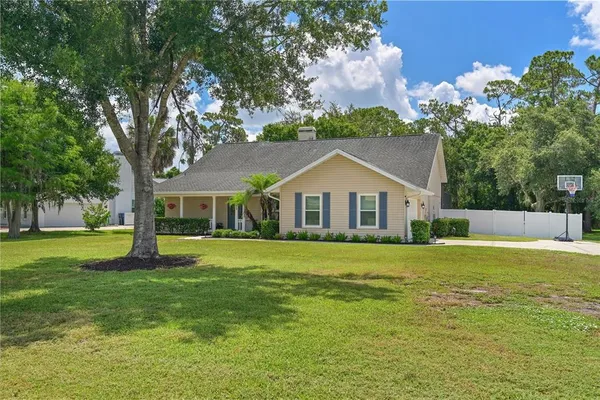 $625,000 | 305 Mill Run East, Bradenton, FL 34212