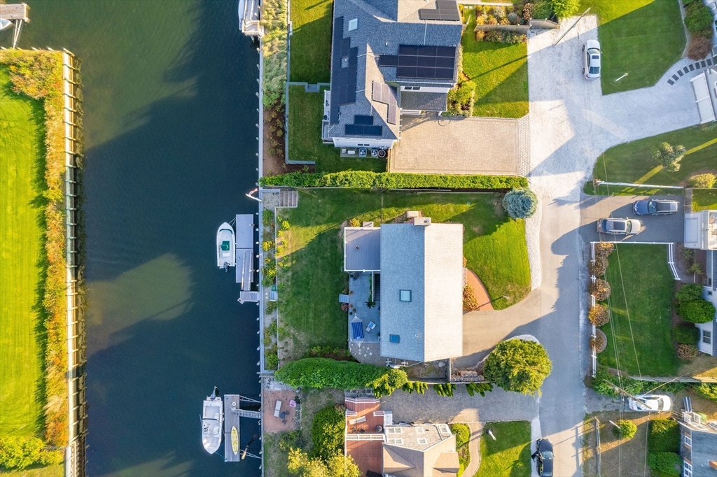 14 Harbor Way Dennis, MA 02670 - Photo 2 of 41