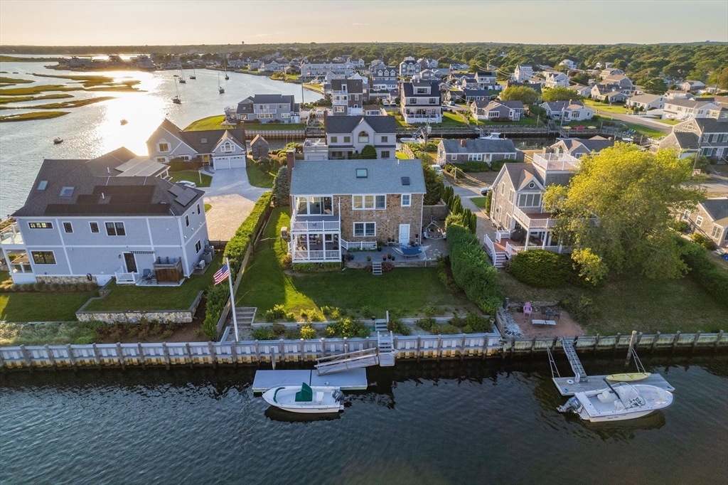 14 Harbor Way Dennis, MA 02670 - Photo 3 of 41