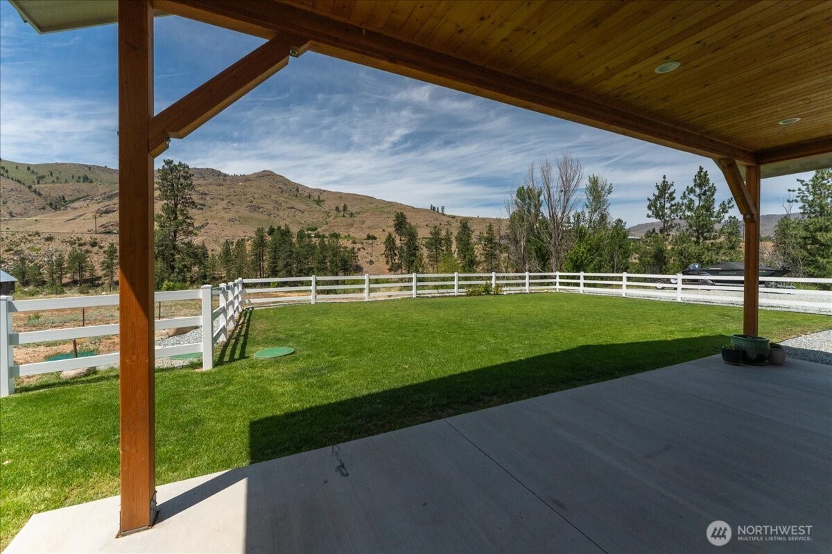 87 Burma Road Pateros, WA 98846 - Photo 8 of 38