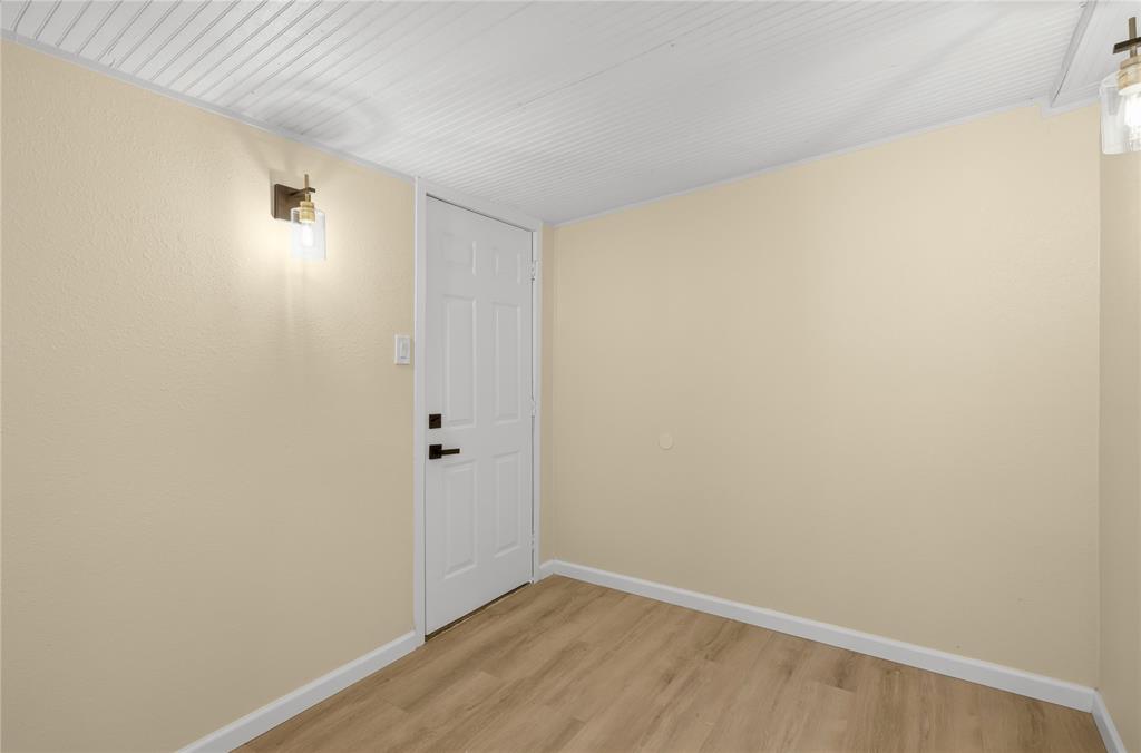 821 Flamingo Road Granbury, TX 76049 - Photo 19 of 21