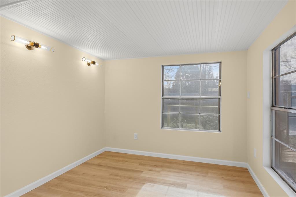 821 Flamingo Road Granbury, TX 76049 - Photo 8 of 21