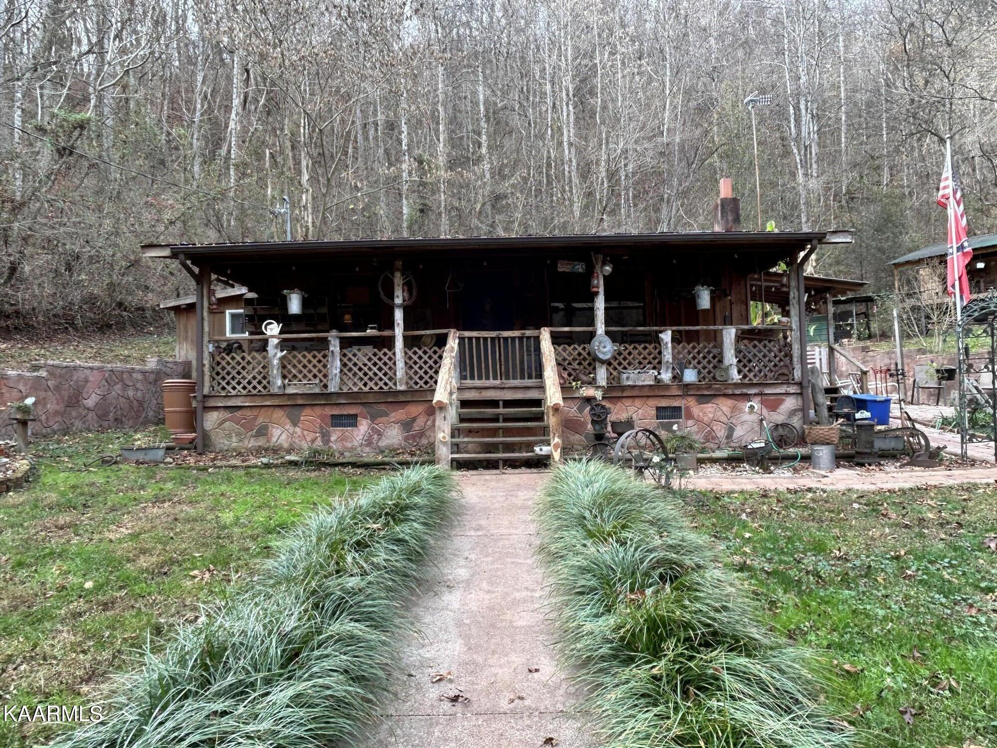 360 Acorn Gap Road Sweetwater, TN 37874 - Photo 4 of 34 F2FED6A9-3745-4F65-B2AE-52F53DE4B667