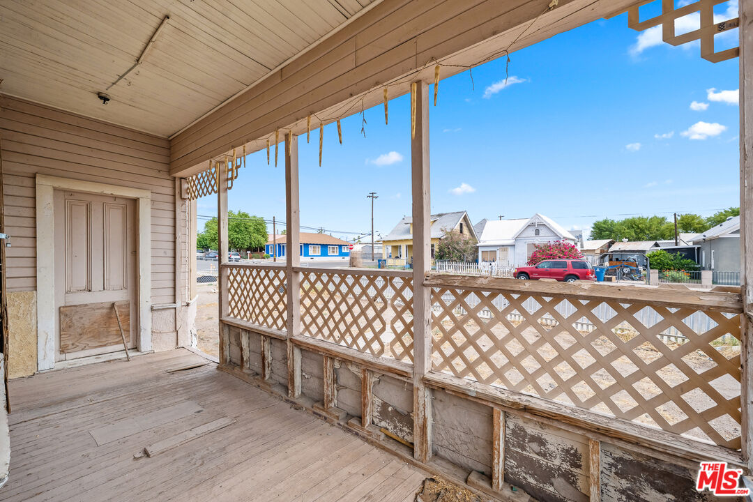 419 Acoma Street Needles, CA 92363 - Photo 19 of 29