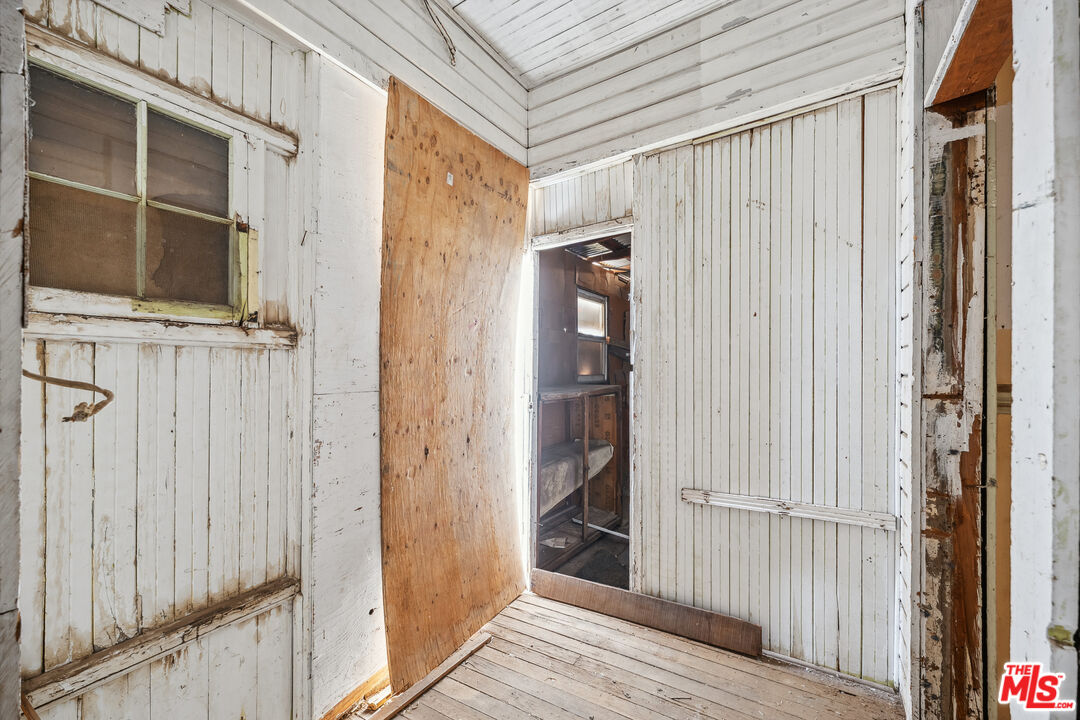 419 Acoma Street Needles, CA 92363 - Photo 3 of 29 a view of wooden door