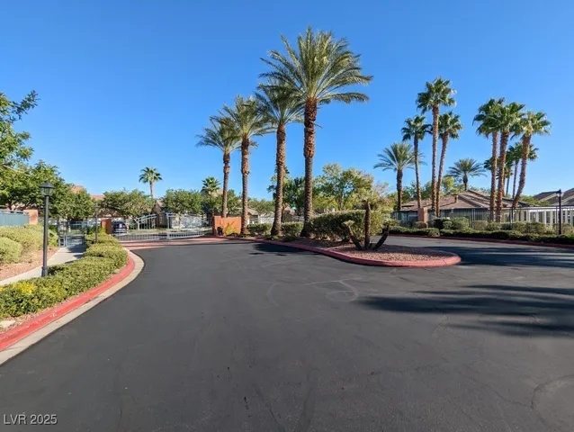 $2,000 | 10188 Birch Bluff Lane, Las Vegas, NV 89145