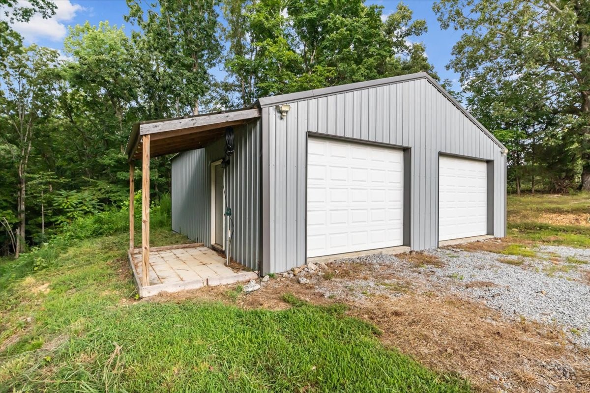 1220 Singleton Road Dickson, TN 37055 - Photo 25 of 37 Gallery Image 25