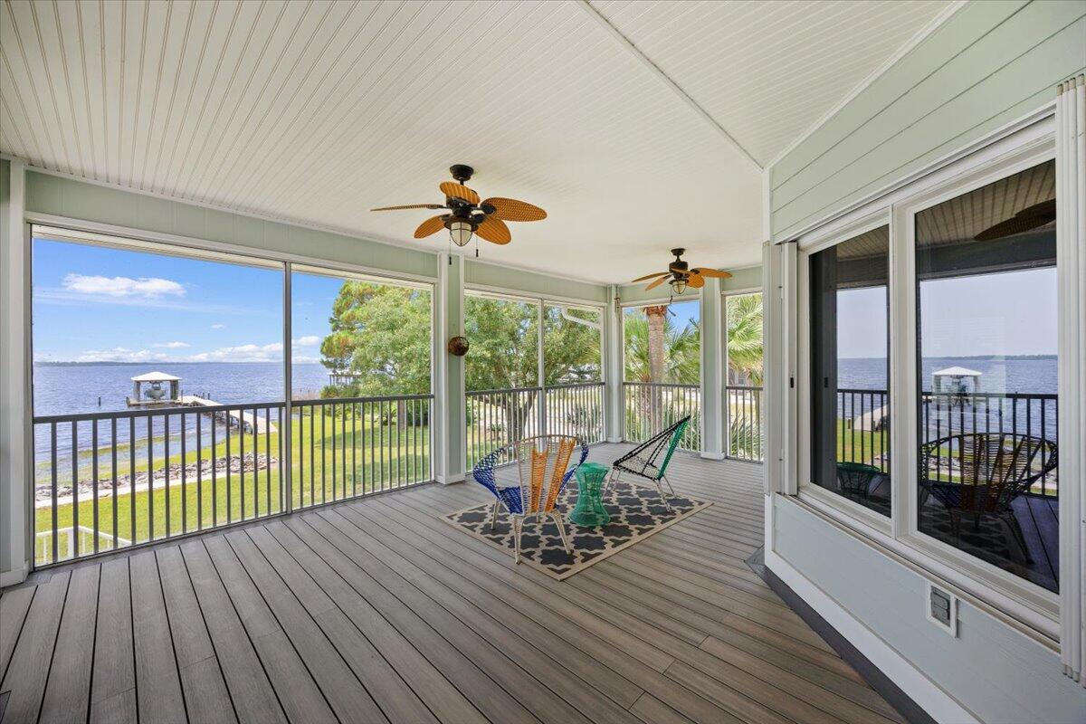 7813 Petersen Point Road Milton, FL 32583 - Photo 20 of 105