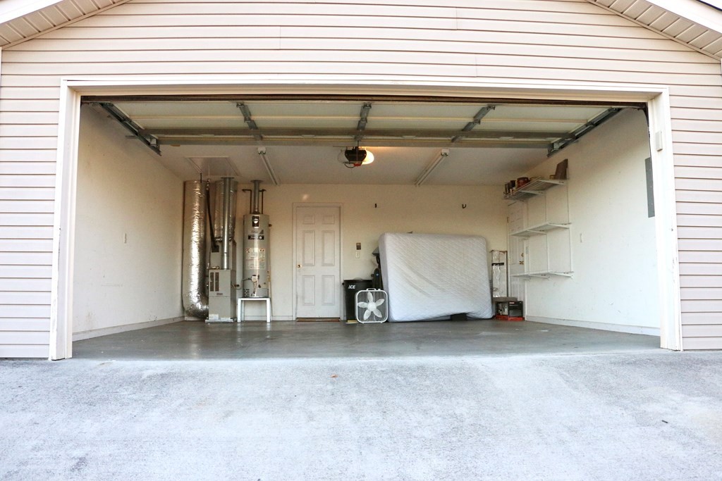 6440 Hugh Willis Road Powell, TN 37849 - Photo 17 of 21 Gallery Image 17