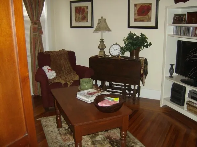 $2,150 | 56 Prentiss Street, Unit 1, Watertown, MA 02472