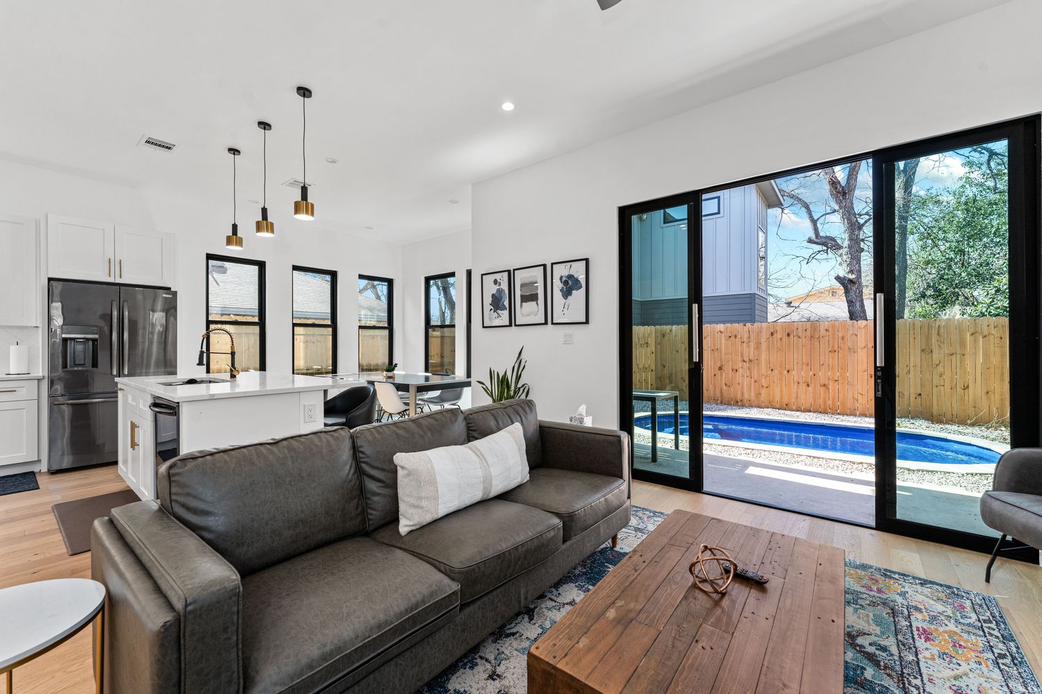 910 Tillery Street, Unit A Austin, TX 78702 - Photo 3 of 40