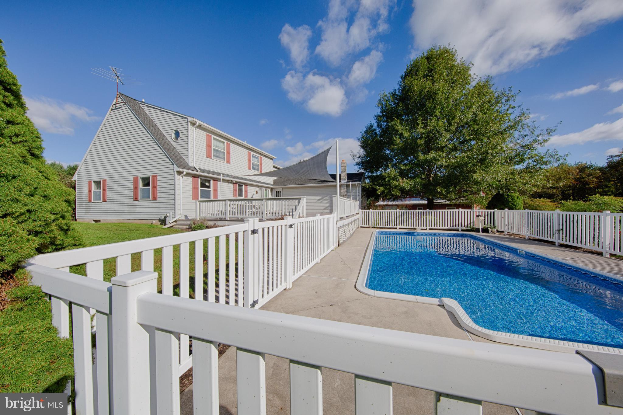 18257 Falls Road Hampstead, MD 21074 - Photo 45 of 49 a view of deck and patio