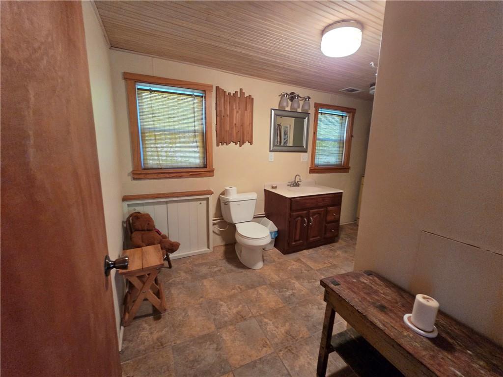 112 Orange Lane Rector, PA 15677 - Photo 15 of 26