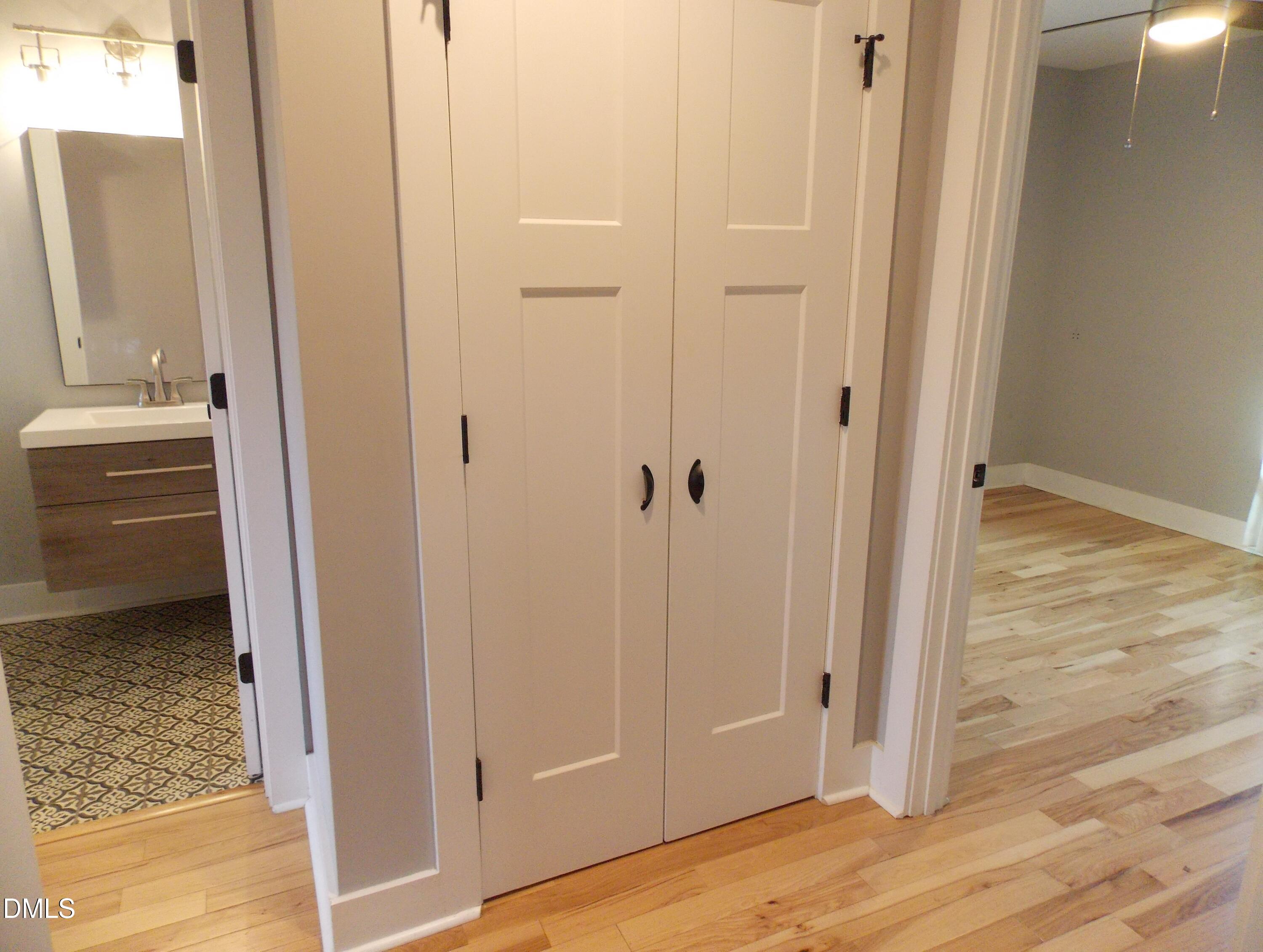 202 Lincoln Court Raleigh, NC 27610 - Photo 15 of 31 Bed.Bath