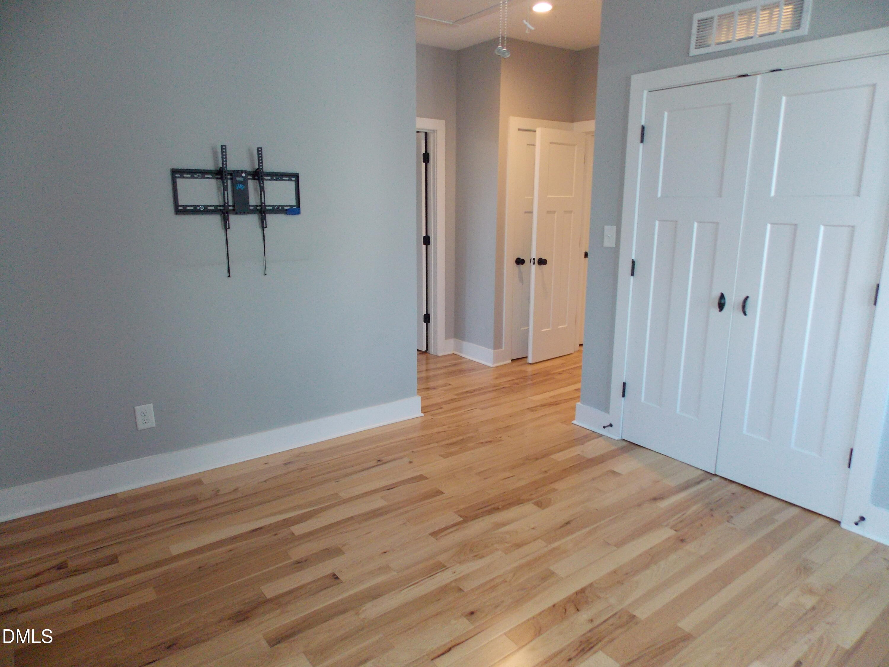 202 Lincoln Court Raleigh, NC 27610 - Photo 19 of 31 Loft2