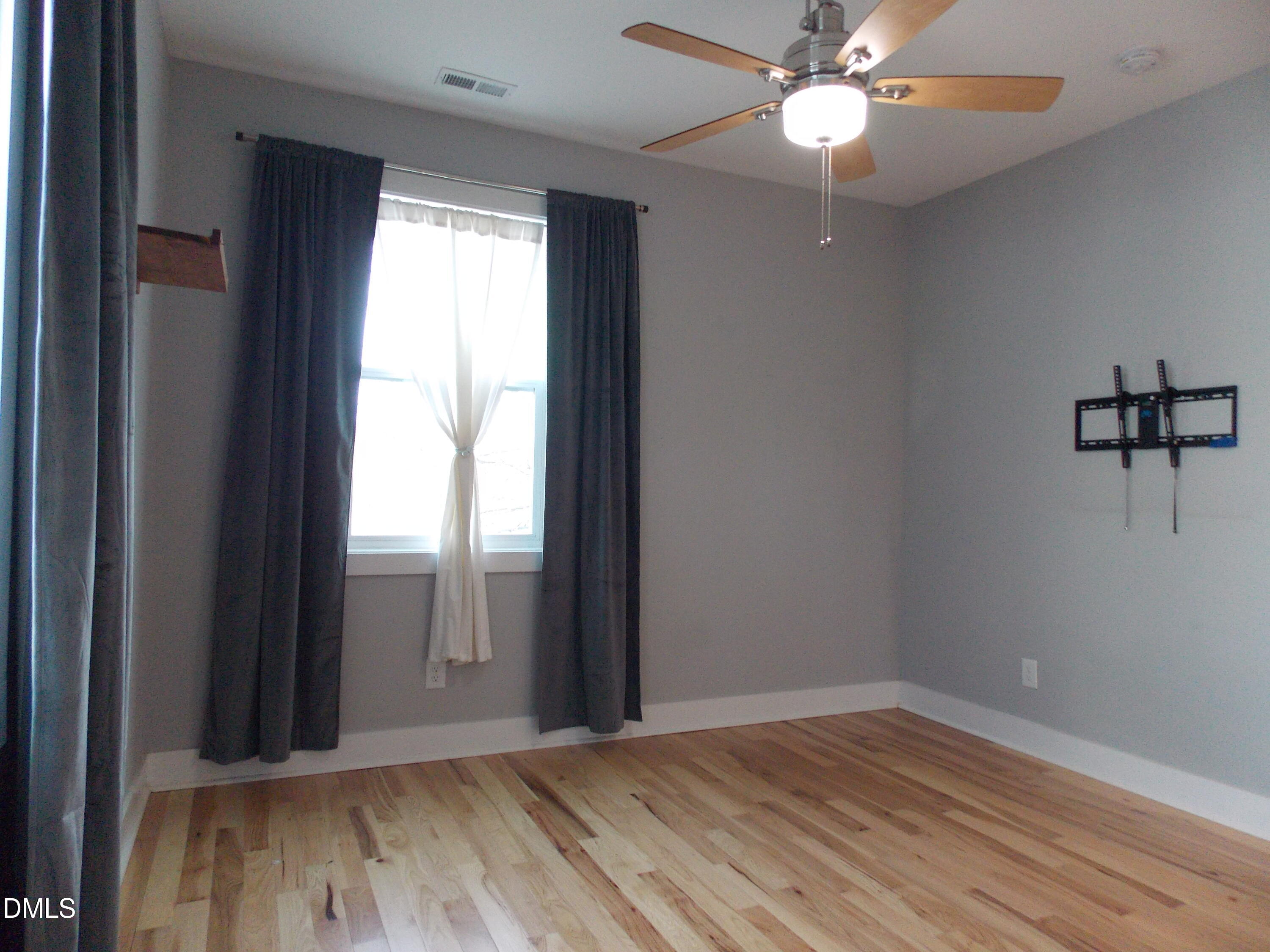 202 Lincoln Court Raleigh, NC 27610 - Photo 20 of 31 Loft1