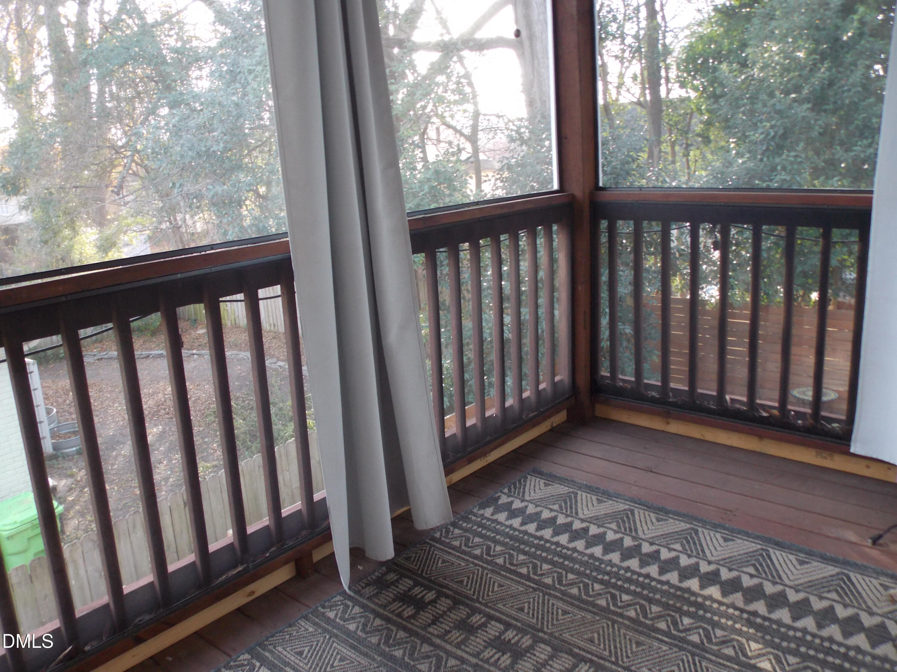 202 Lincoln Court Raleigh, NC 27610 - Photo 27 of 31 Screen Porch2