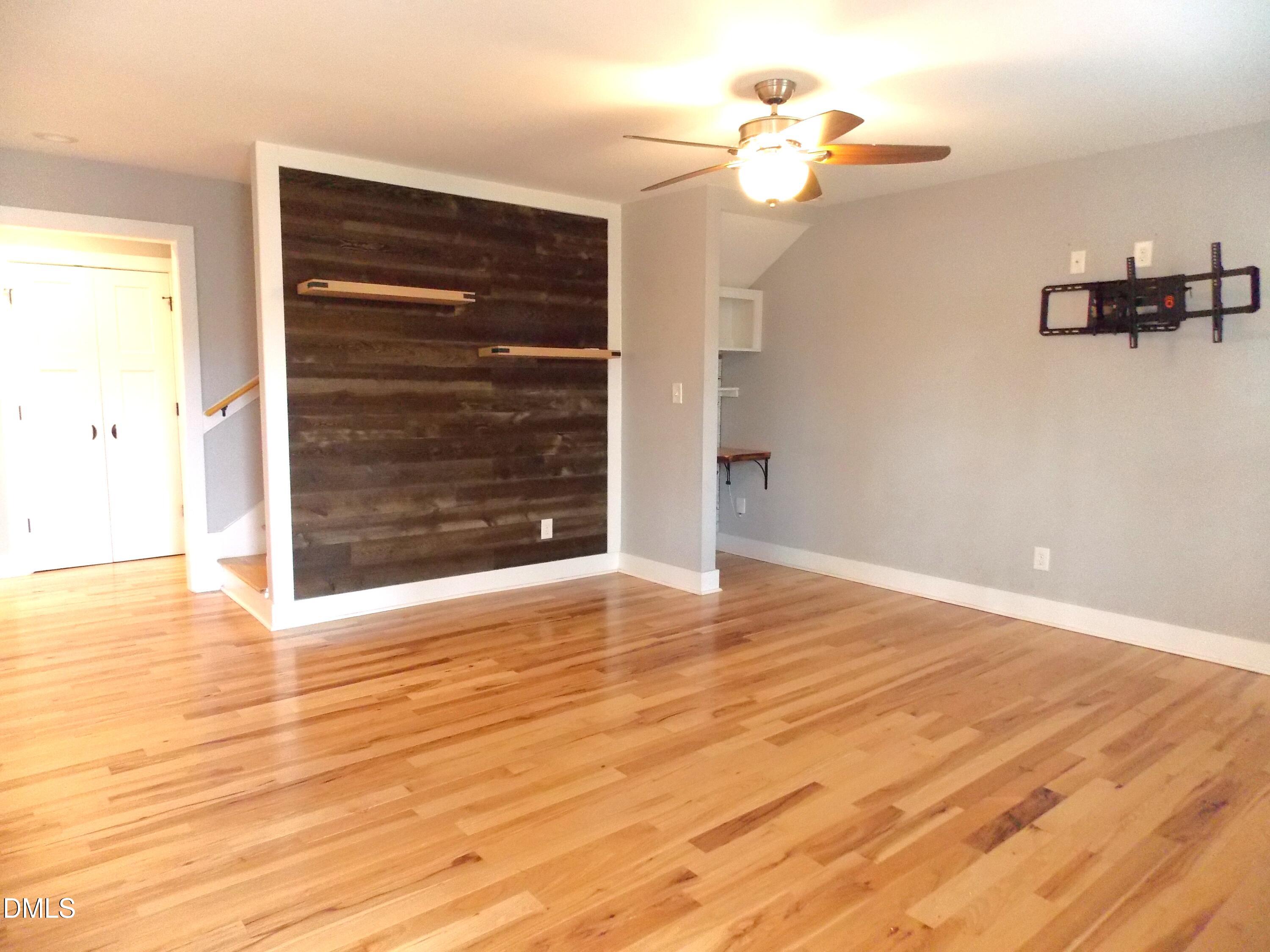 202 Lincoln Court Raleigh, NC 27610 - Photo 8 of 31 Living Room 2
