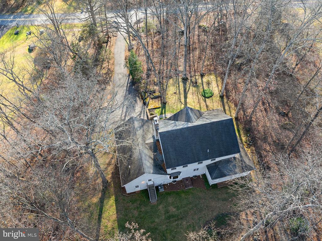 105 Round Top Lane Gettysburg, PA 17325 - Photo 48 of 50 an aerial view of a house with a yard