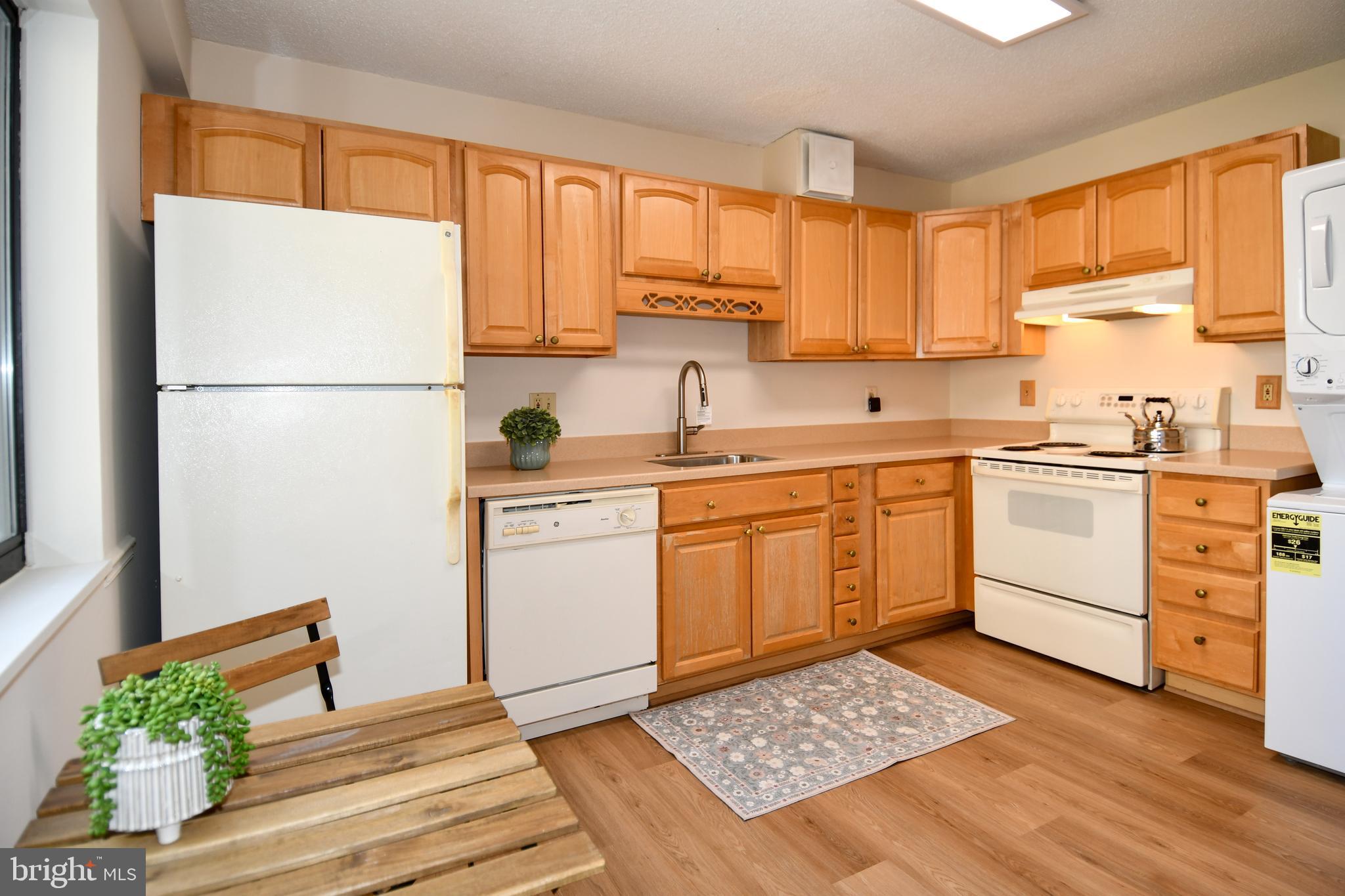 15101 Interlachen Drive, Unit 1526 Silver Spring, MD 20906 - Photo 11 of 38