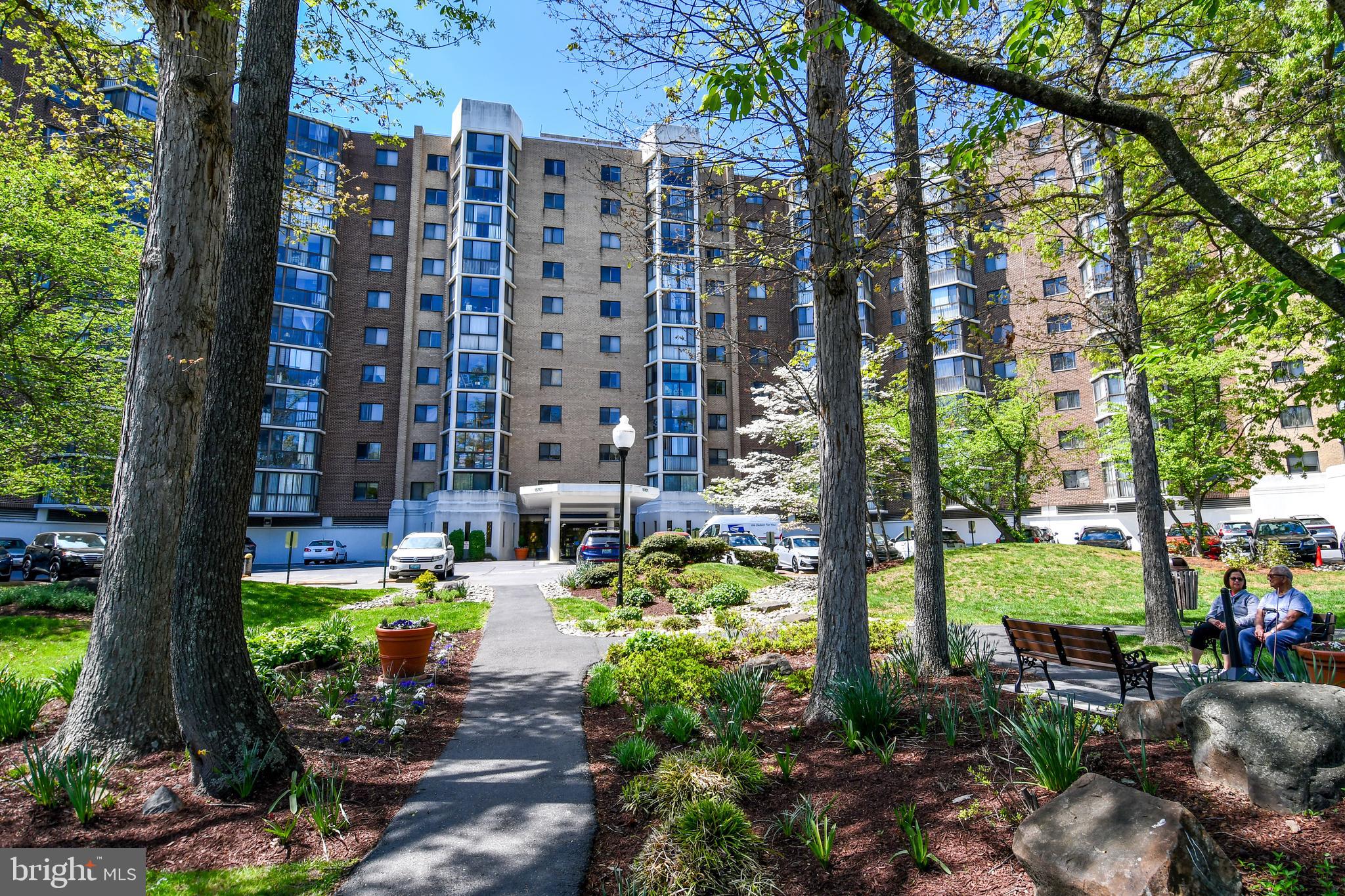 15101 Interlachen Drive, Unit 1526 Silver Spring, MD 20906 - Photo 5 of 38