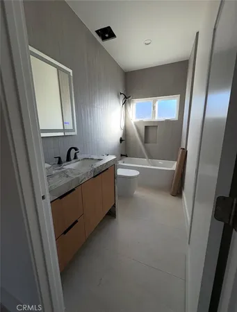 $3,300 | 417 West Franklin Avenue, Pomona, CA 91766