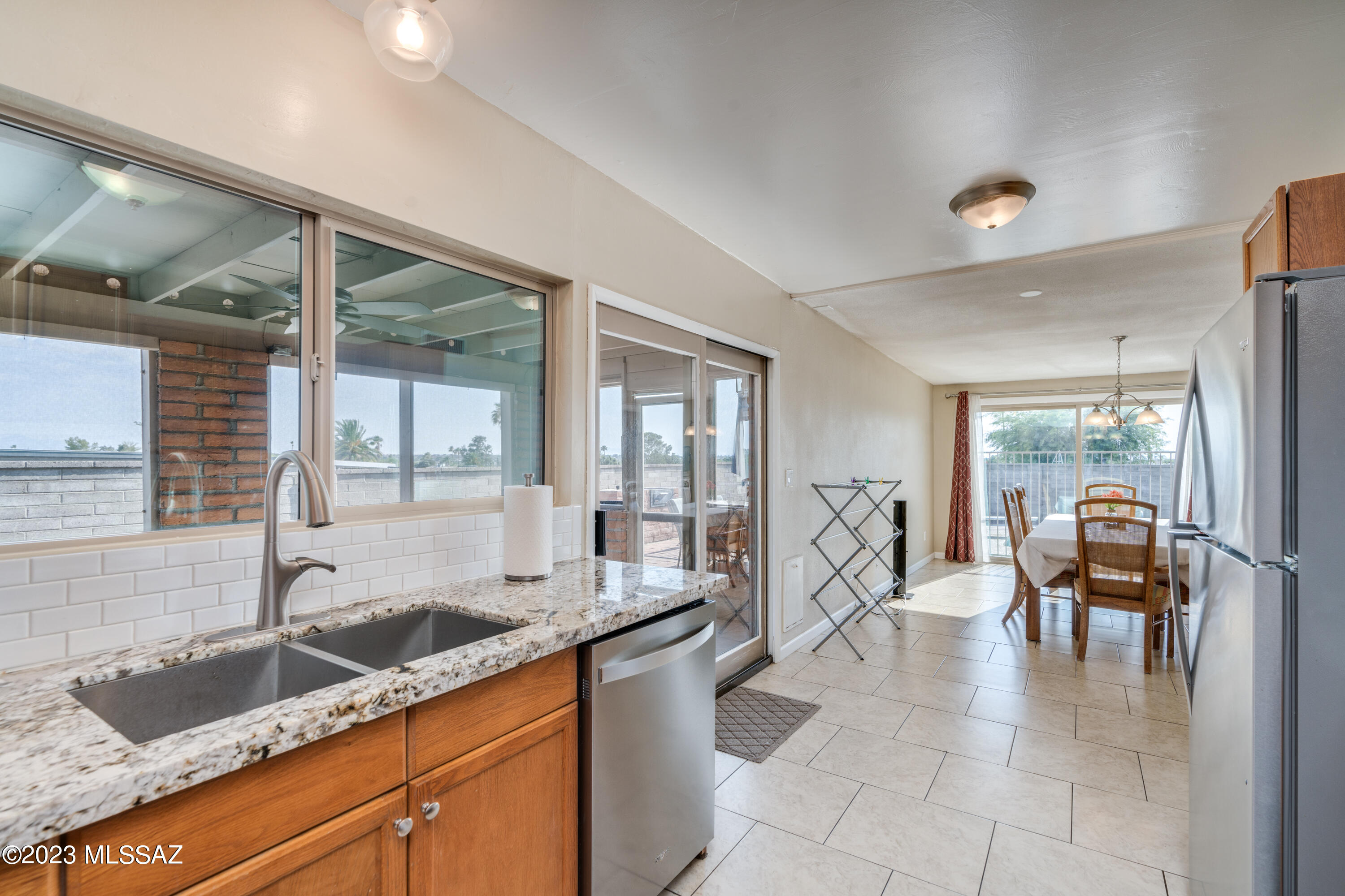 2942 South Harrison Road Tucson, AZ 85730 - Photo 6 of 38 Gallery Image 6