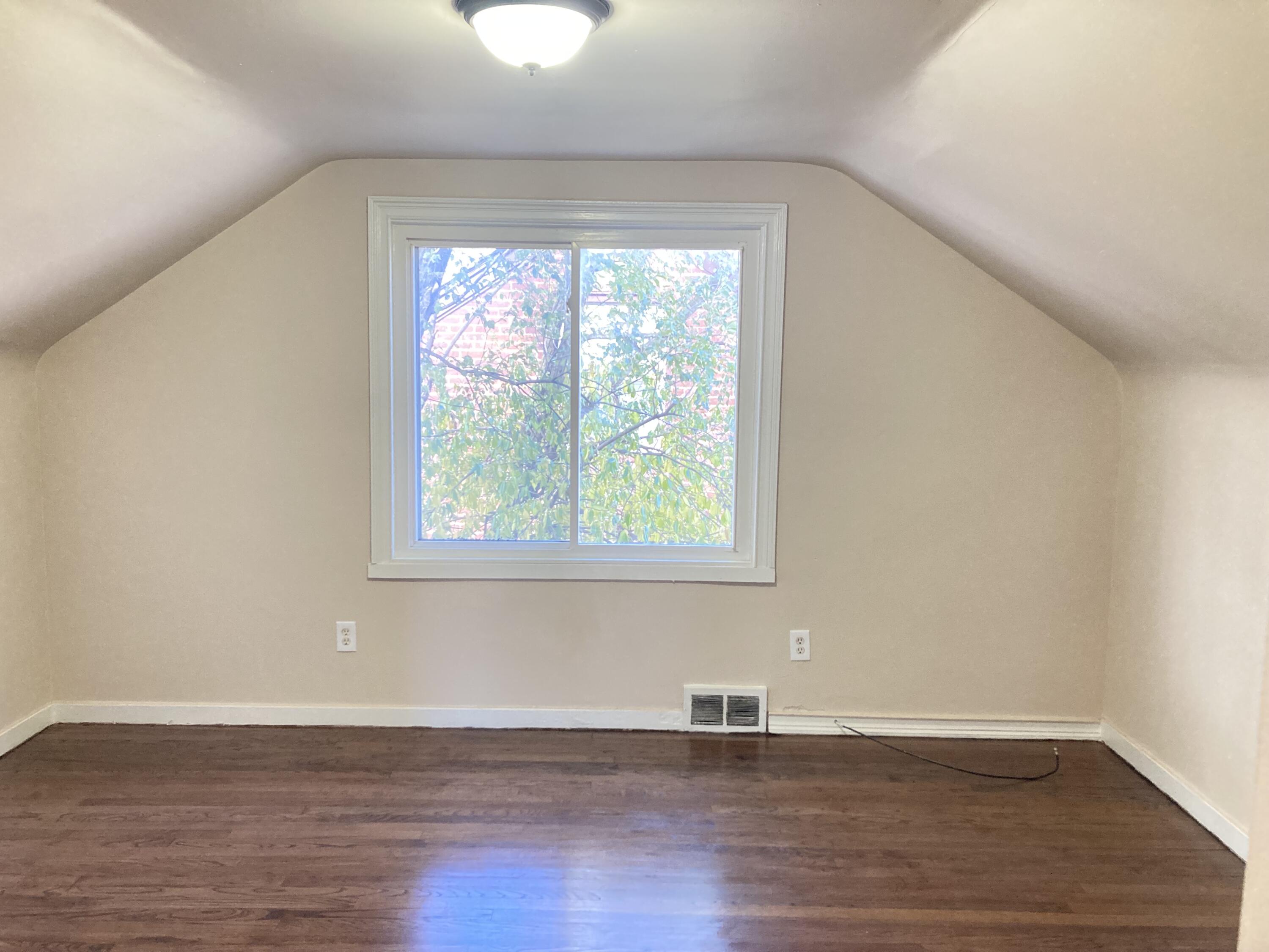 20253 Winthrop Street Detroit, MI 48235 - Photo 11 of 15 IMG_7454