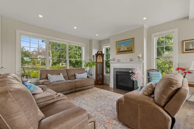 $1,650,000 | 14 Maple Road, Unit 1, North Hampton, NH 03862