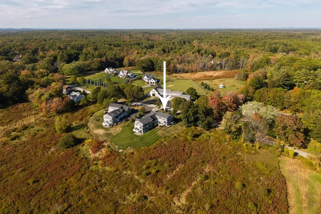 $1,650,000 | 14 Maple Road, Unit 1, North Hampton, NH 03862
