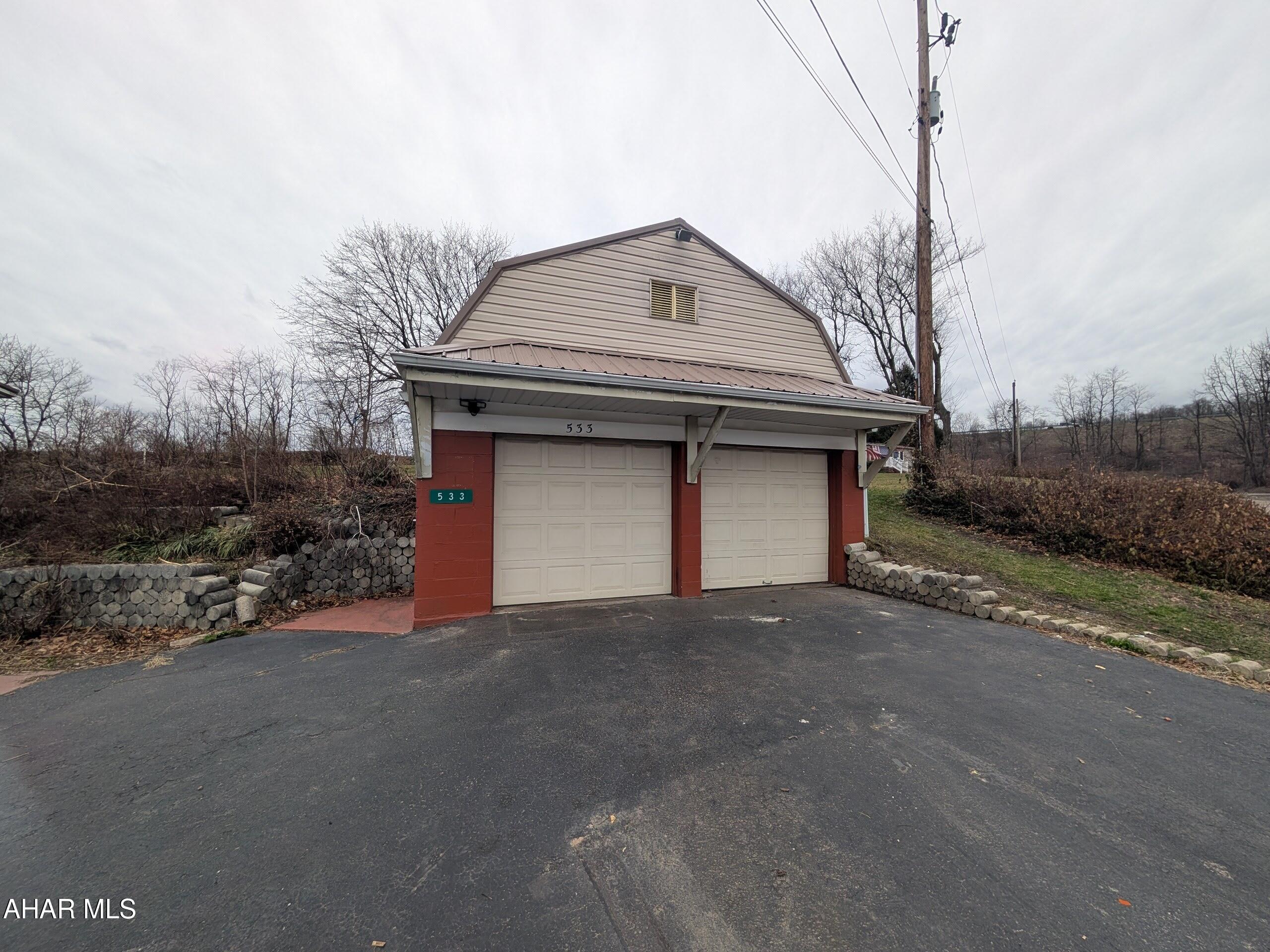 533 Wheeland Road Duncansville, PA 16635 - Photo 31 of 33