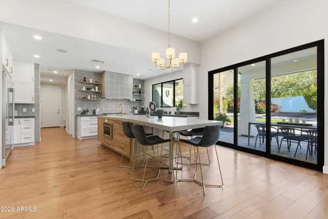 $18,995 | 4601 North Royal View Drive, Phoenix, AZ 85018