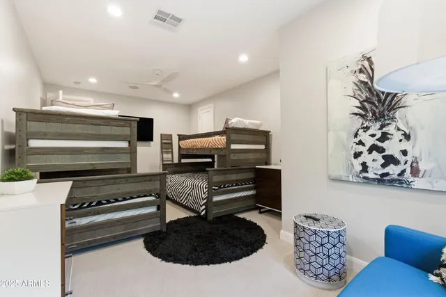 $18,995 | 4601 North Royal View Drive, Phoenix, AZ 85018