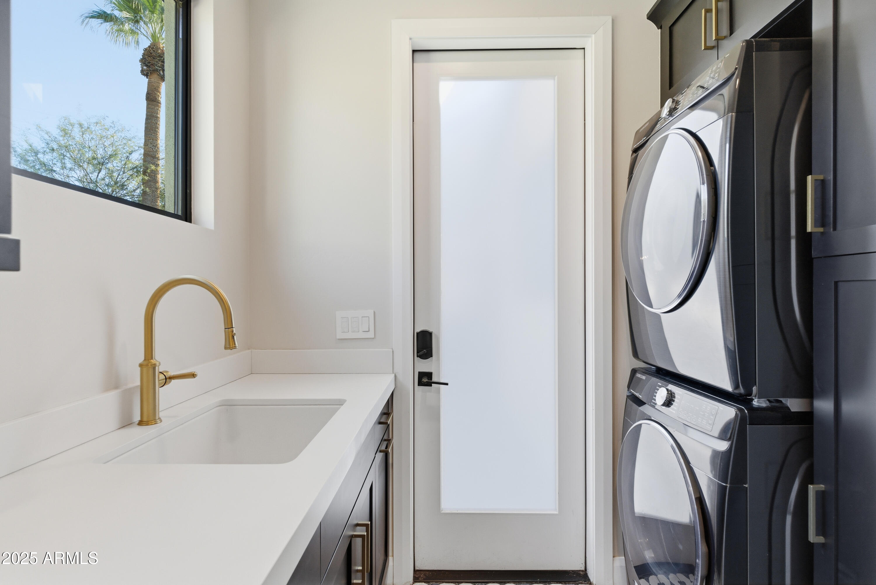 4601 North Royal View Drive Phoenix, AZ 85018 - Photo 48 of 60 46-DSC00948