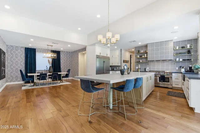 $18,995 | 4601 North Royal View Drive, Phoenix, AZ 85018