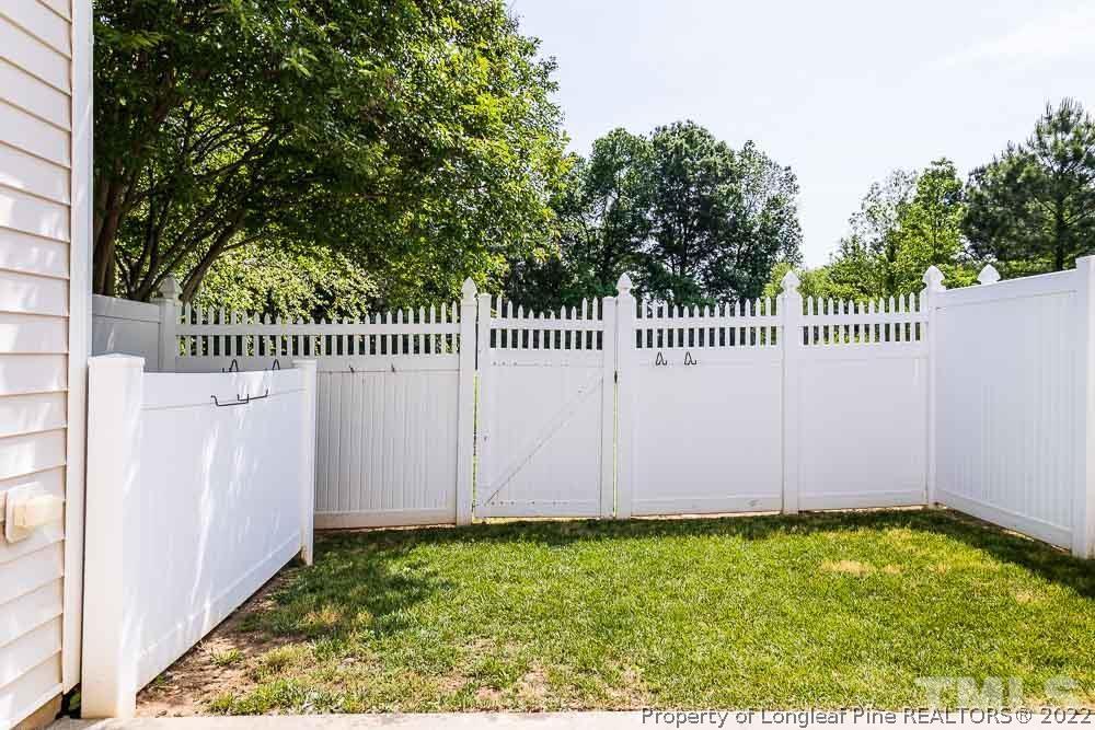 2523 Asher View Court Raleigh, NC 27606 - Photo 15 of 20 Gallery Image 15