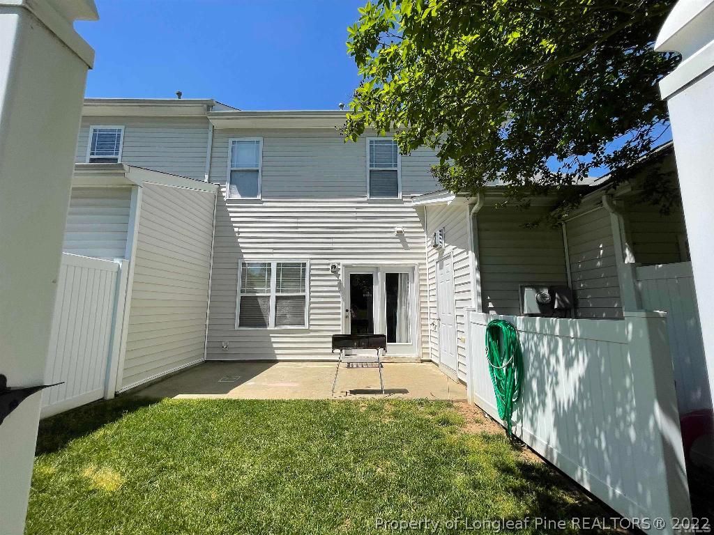2523 Asher View Court Raleigh, NC 27606 - Photo 17 of 20 Gallery Image 17