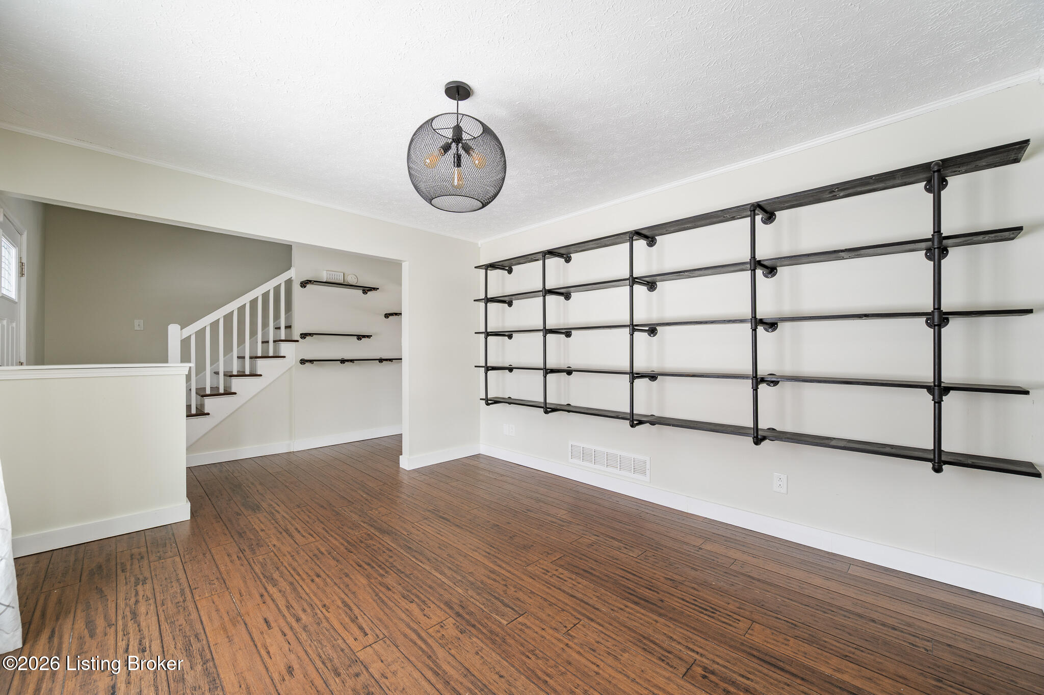 3715 Longview Road Louisville, KY 40299 - Photo 9 of 36 3715 Longview Rd-9