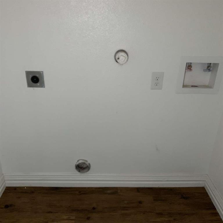 409 Maple Row Denison, TX 75021 - Photo 15 of 19 a view of a door