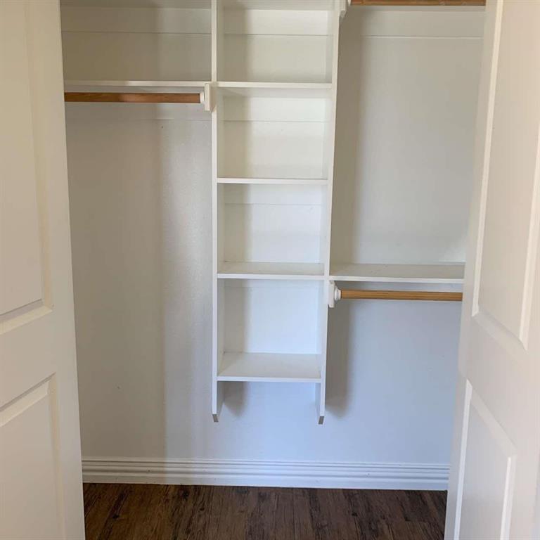 409 Maple Row Denison, TX 75021 - Photo 10 of 19 a close view of closet