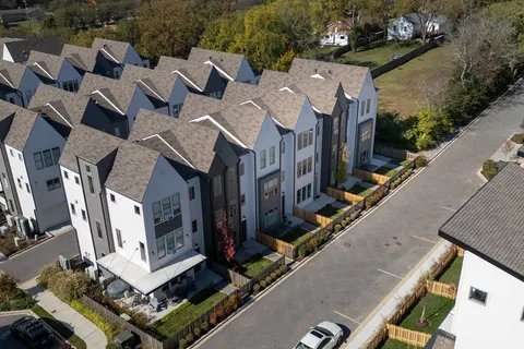 $439,900 | 259 Arrowhead Drive, Nashville, TN 37216