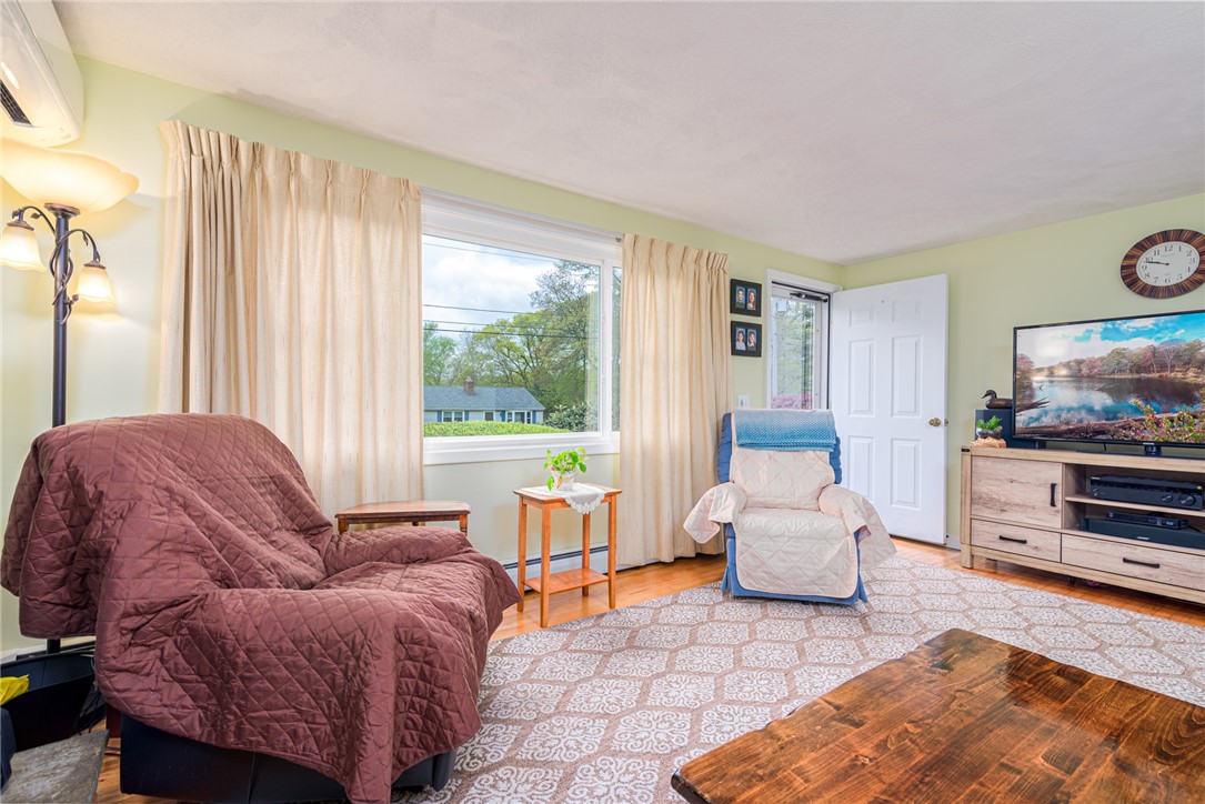 12 Boulder Road Hopkinton, RI 02833 - Photo 12 of 33