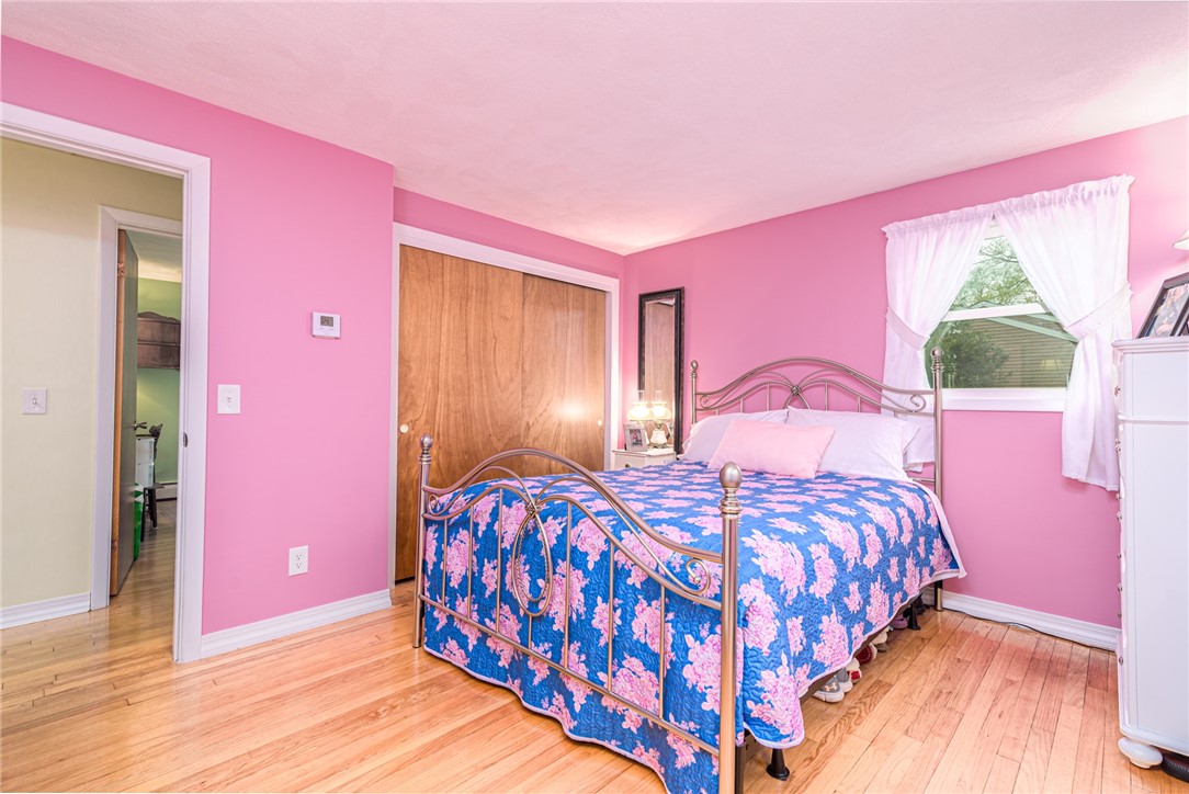 12 Boulder Road Hopkinton, RI 02833 - Photo 21 of 33