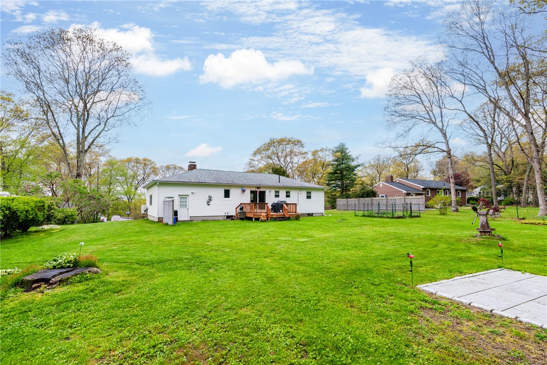 12 Boulder Road Hopkinton, RI 02833 - Photo 26 of 33