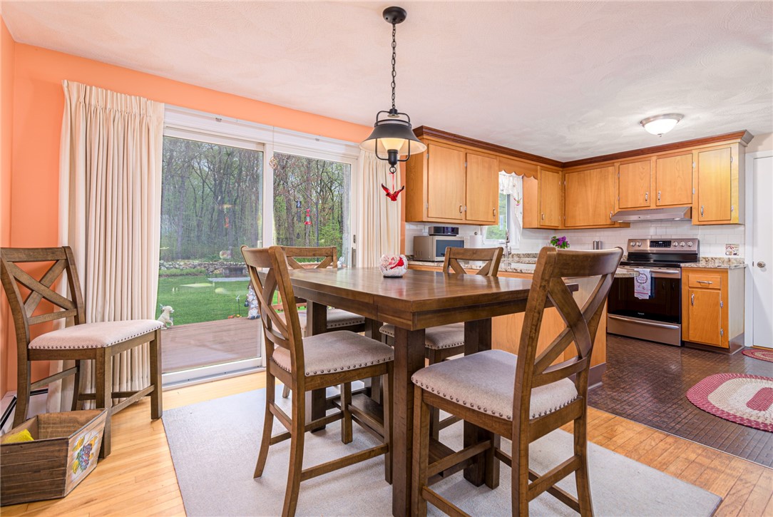 12 Boulder Road Hopkinton, RI 02833 - Photo 8 of 33