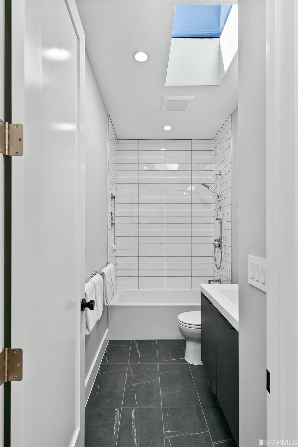 4333 Cabrillo Street San Francisco, CA 94121 - Photo 29 of 77