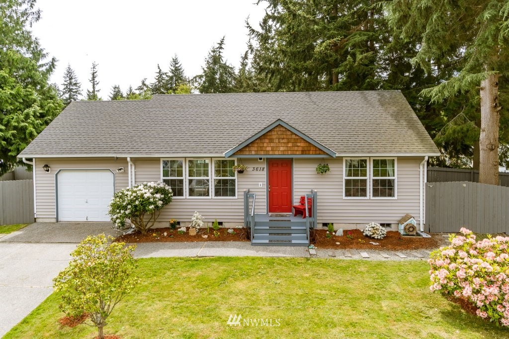 3618 Britzman Loop Clinton, WA 98236 - Photo 1 of 27 Gallery Image 1