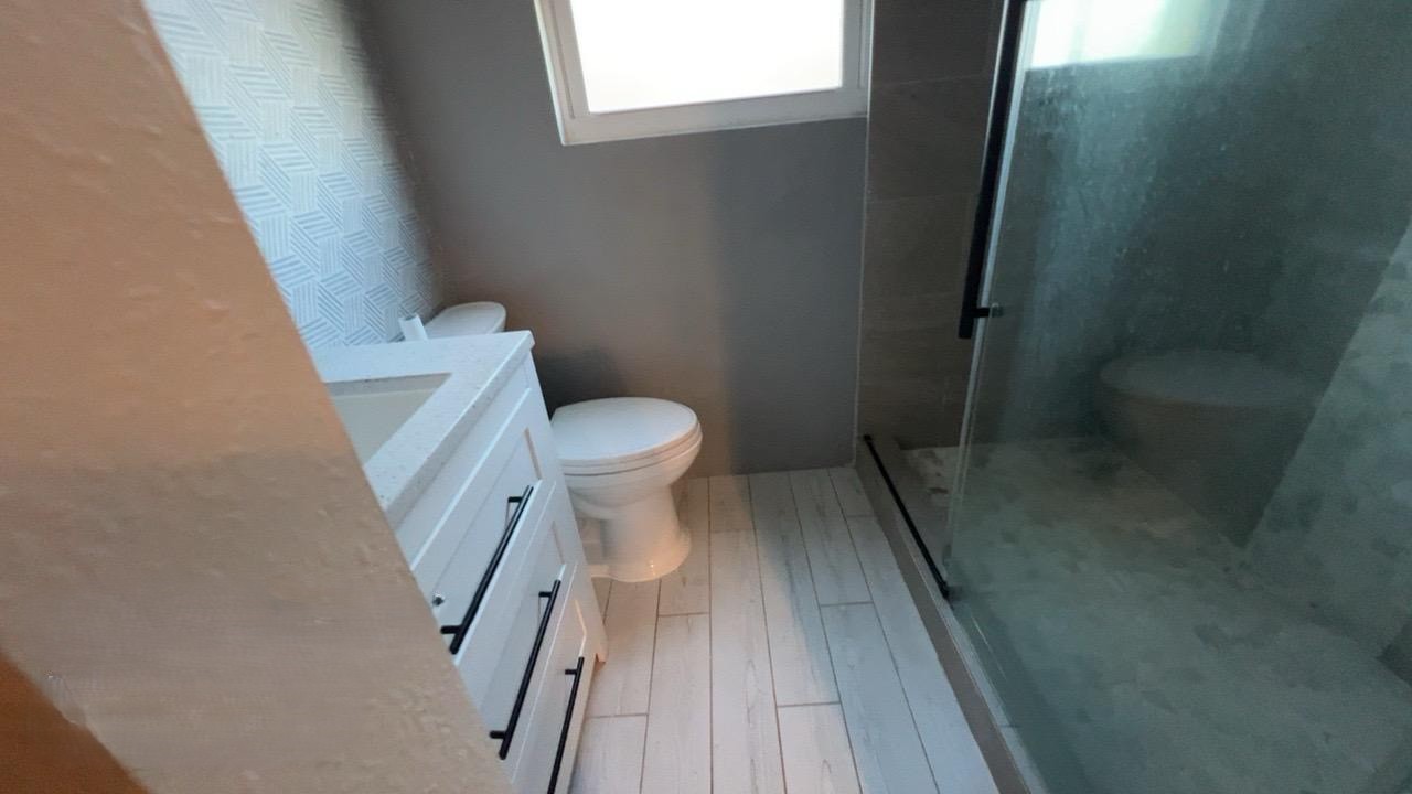 1226 Valley Drive Angleton, TX 77515 - Photo 12 of 13