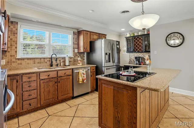 $500,000 | 8 Country Club Drive, Mexico, MO 65265